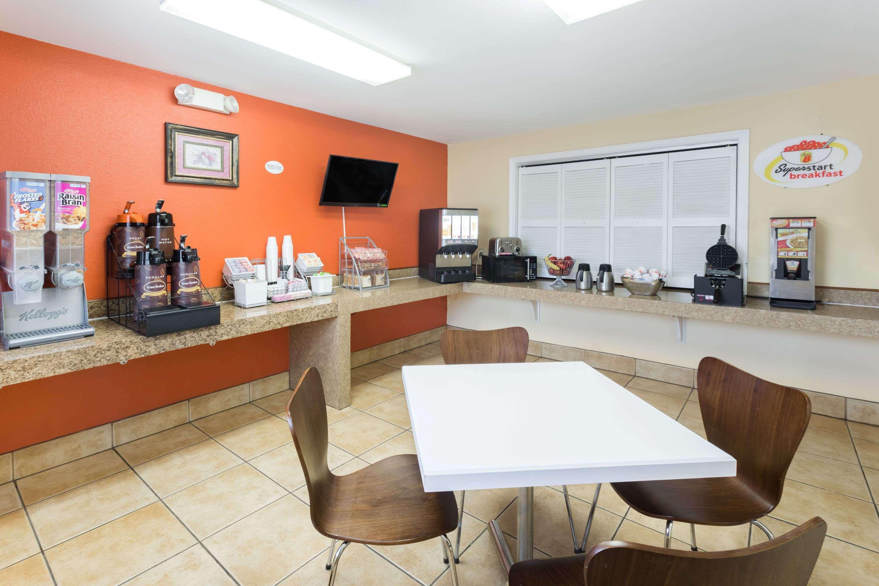 Motel Super 8 By Wyndham Baton Rouge/I-10 Prairieville Exterior foto